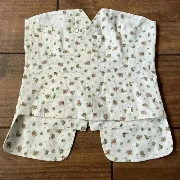NWOT LAVEER bustier floral top small - Picture 2 of 5
